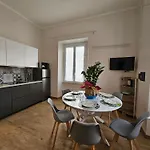 아파트 You'rhomesuite