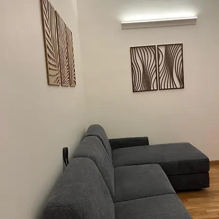 You'rhomesuite דירה